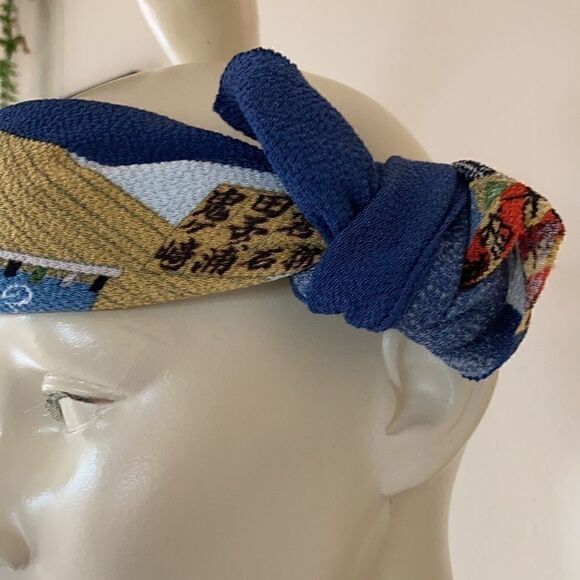 Vintage stretchy silk sumo wrestler stretch scarf kerchief large blue red cream - Picture 4 of 12